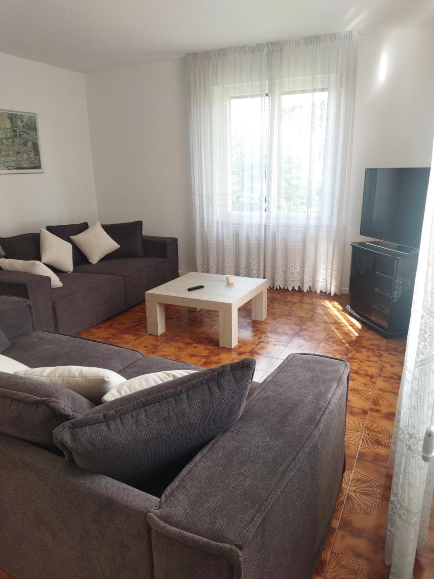 Rose Garden House Wi-Fi Apartment Riva del Garda Exterior photo